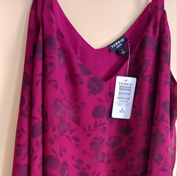 NWT Torrid Tank - Picture 3 of 4